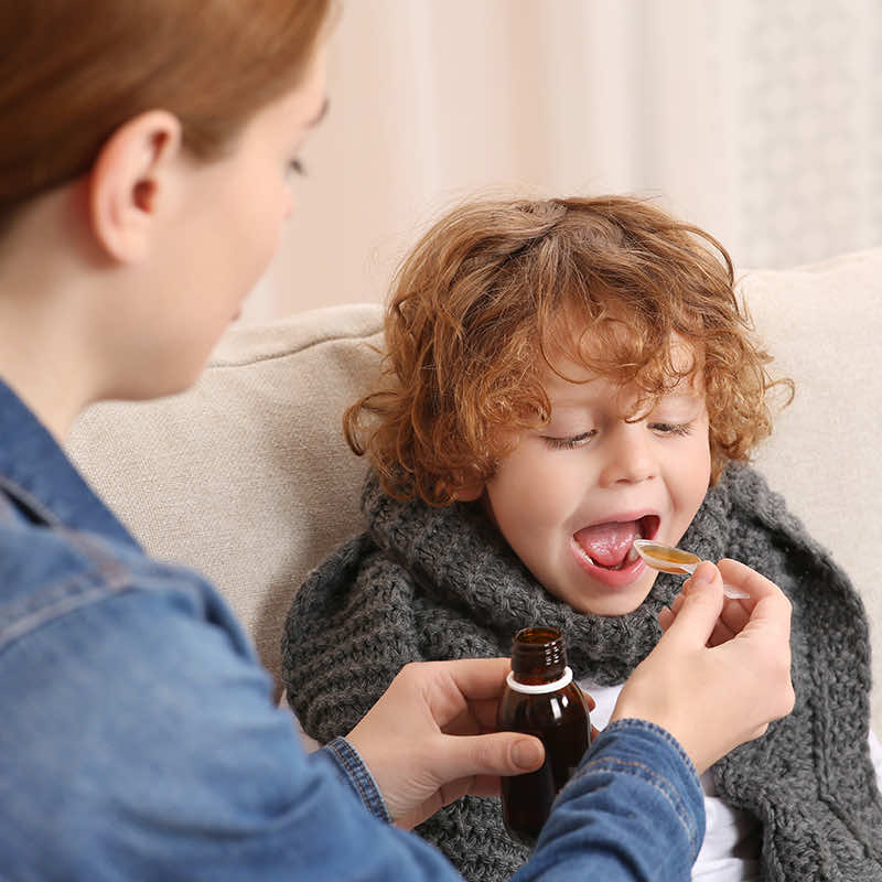 Pour enfants, sous forme de sirop à partir d’1 an.